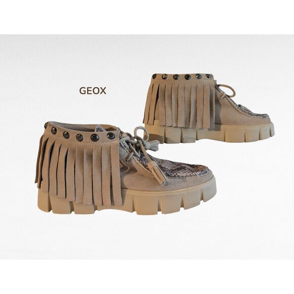 Geox Respira "Ghoula style" suede fringe studded moccasin/boots.  Sz 8 - Picture 1 of 9